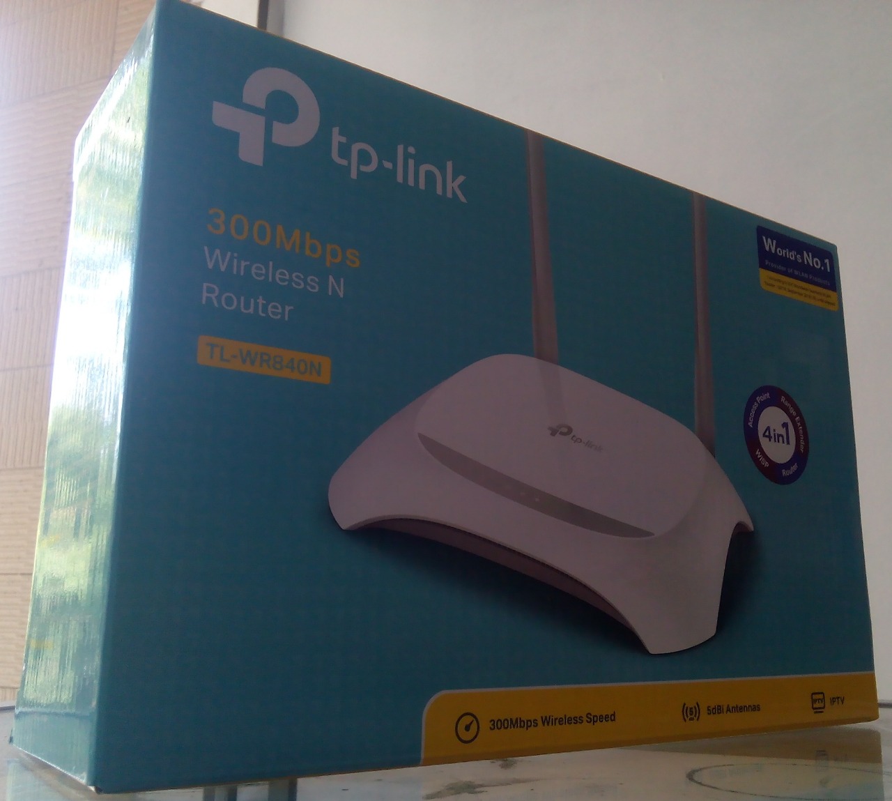 TP LINK ROUTER WR840N
